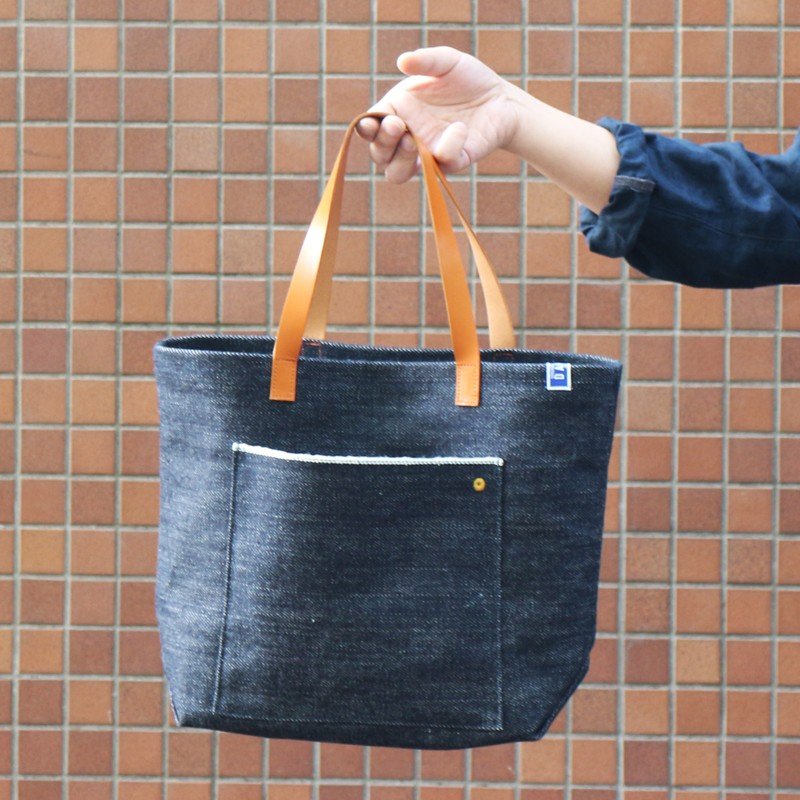 D AND H Super heavy 23 oz. selvedge denim simple tote bag from Okayama with high quality leather handles